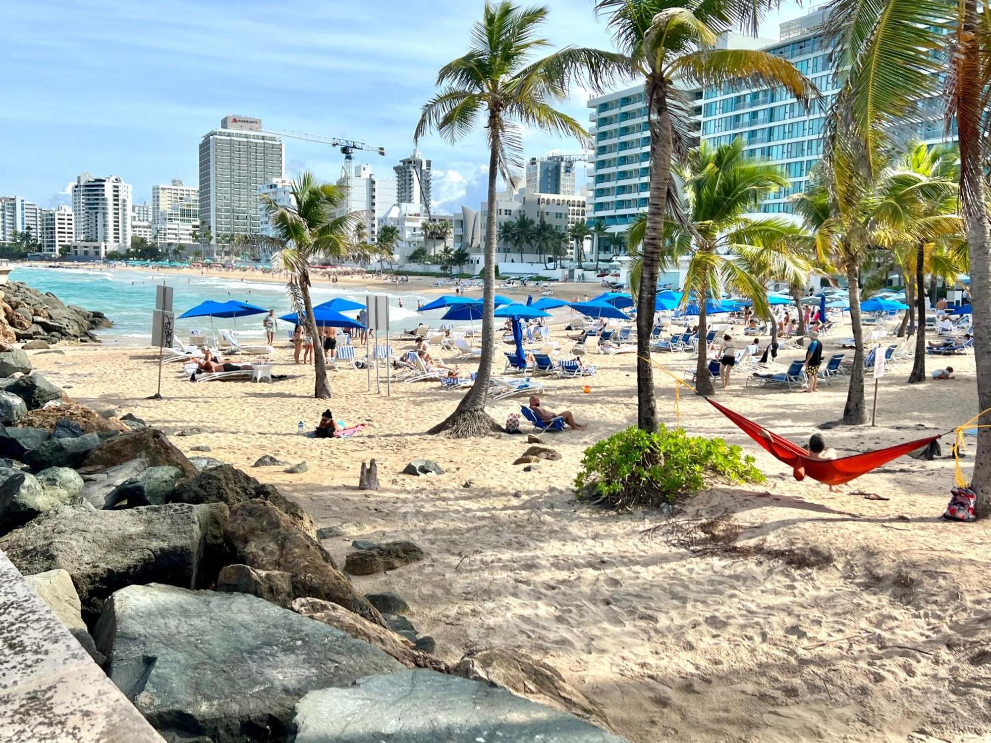 Condado Beachfront Tantra Apartment Сан-Хуан Екстер'єр фото