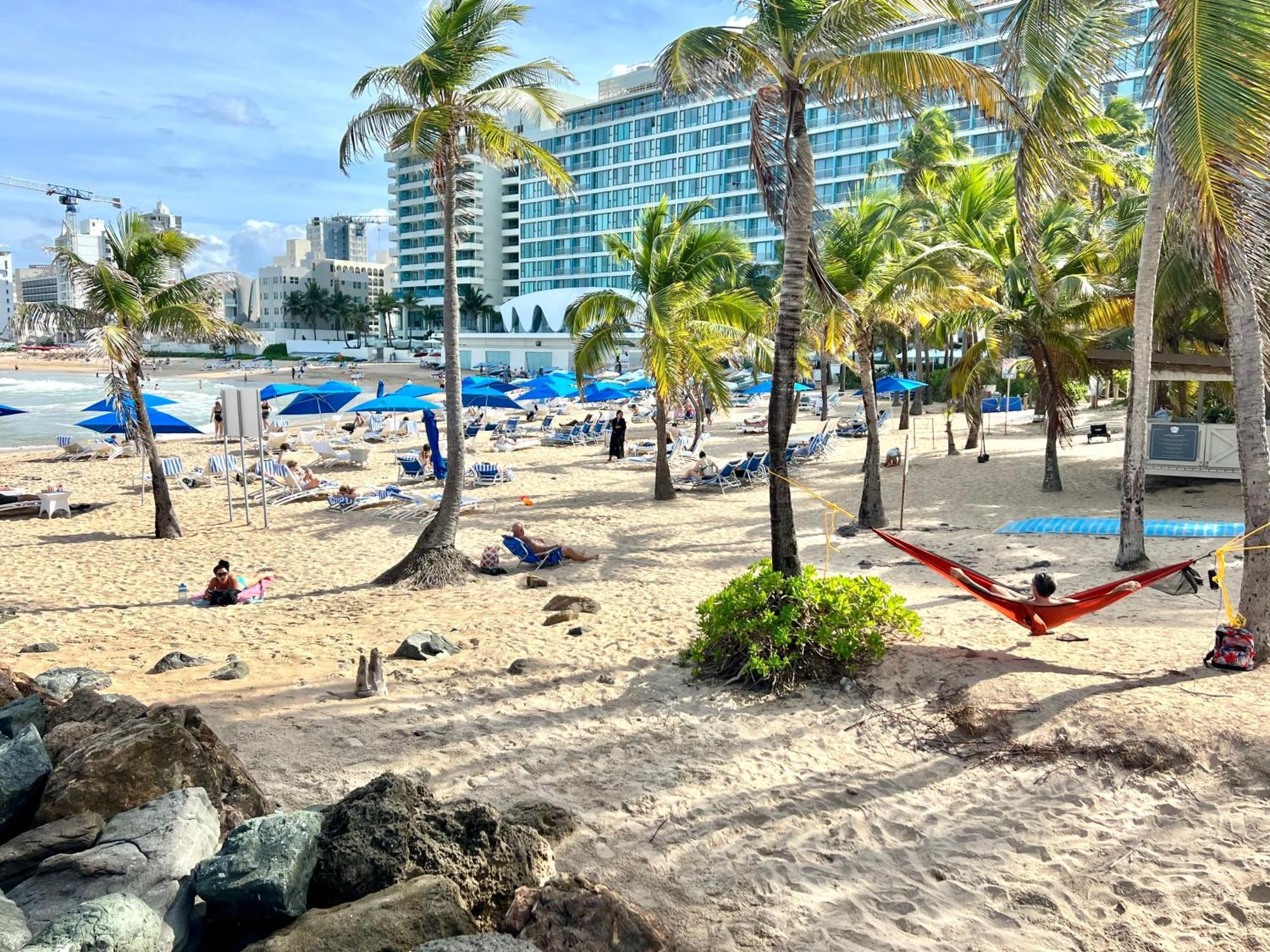 Condado Beachfront Tantra Apartment Сан-Хуан Екстер'єр фото