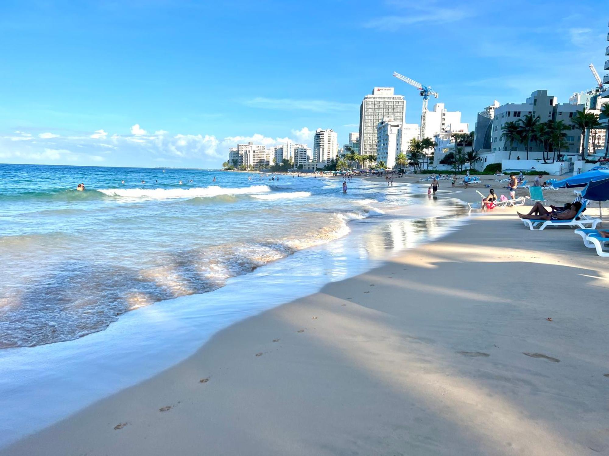 Condado Beachfront Tantra Apartment Сан-Хуан Екстер'єр фото