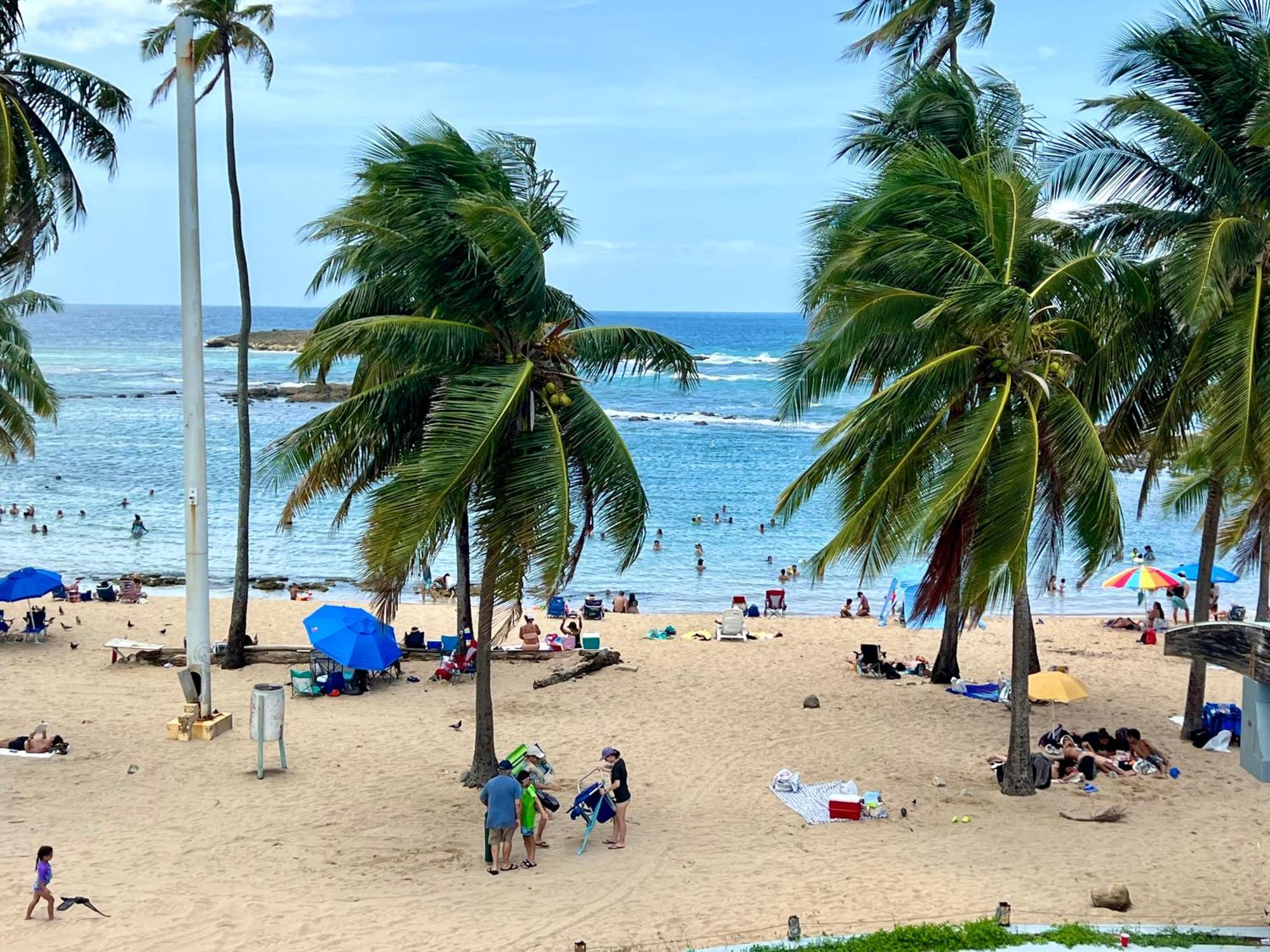 Condado Beachfront Tantra Apartment Сан-Хуан Екстер'єр фото