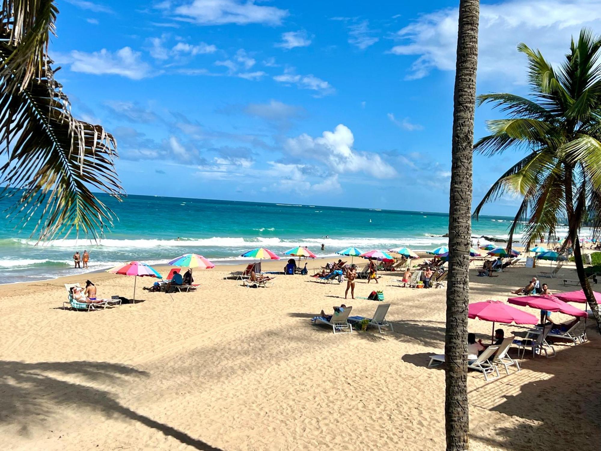 Condado Beachfront Tantra Apartment Сан-Хуан Екстер'єр фото