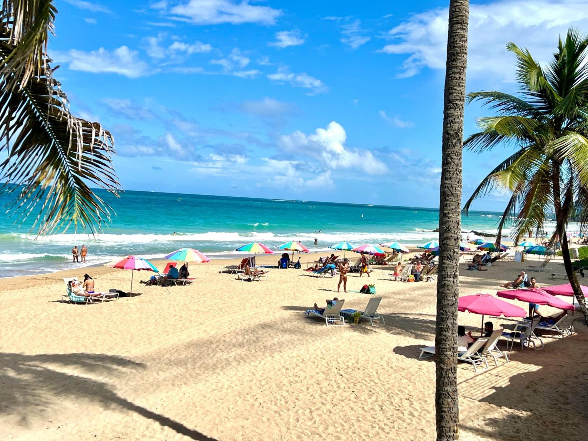 Condado Beachfront Tantra Apartment Сан-Хуан Екстер'єр фото